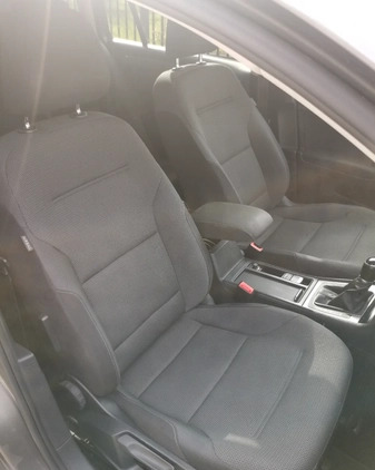 Volkswagen Golf cena 41900 przebieg: 208000, rok produkcji 2015 z Marki małe 379